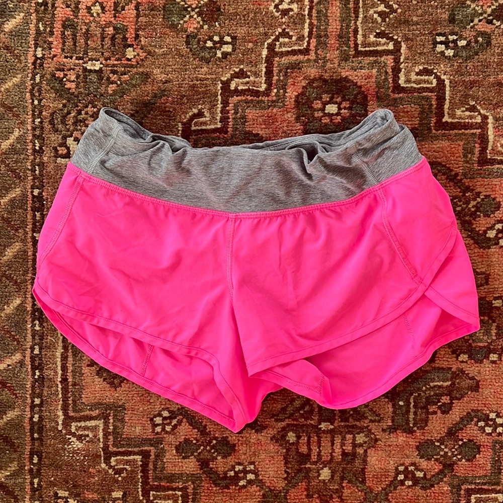 Like-New Lulu Speed Up Short- hot 🔥 pink 😊